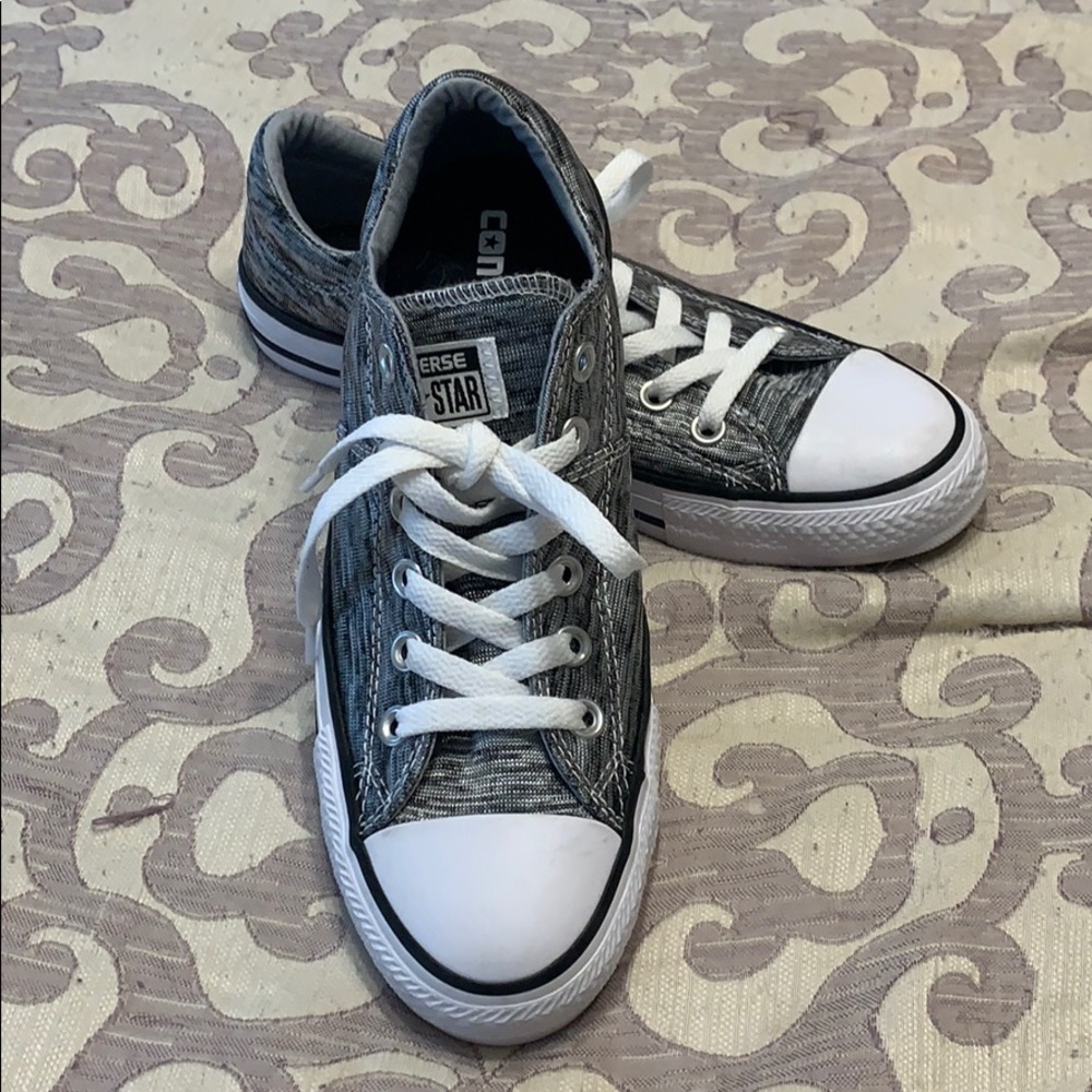 NWOT. Women’s converse All star shoes size 8